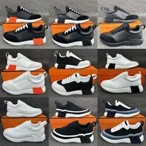 Bouncing Sneakers, Suede and Breathable Mesh Casual Running Shoes for Men and Women, Non-Slip Rubber Sole Flat Trainers