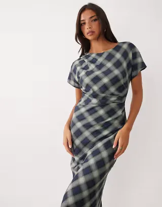 Nobody's Child Blaine short sleeve draped midi dress in blue plaid