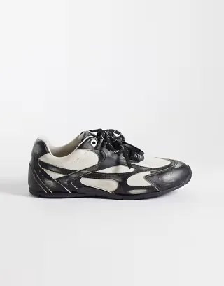 Bronx Myr-aa sneakers in washed black and off white