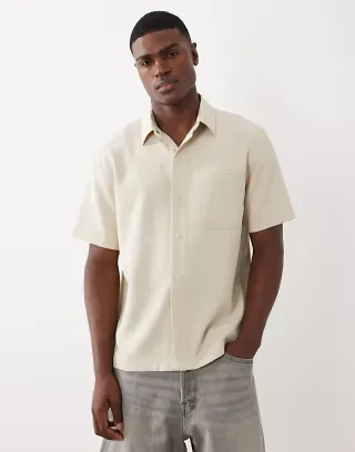 ASOS DESIGN smart relaxed shirt with snaps in beige