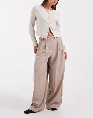 ASOS DESIGN Tailored mensy pants with pleat detail in taupe stripe