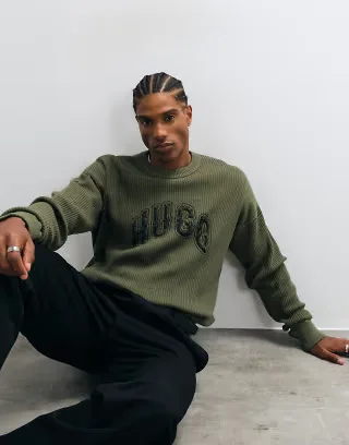 HUGO Blue Showdy chest script sweatshirt in green