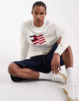 Tommy Hilfiger waving flag logo knit sweater in white