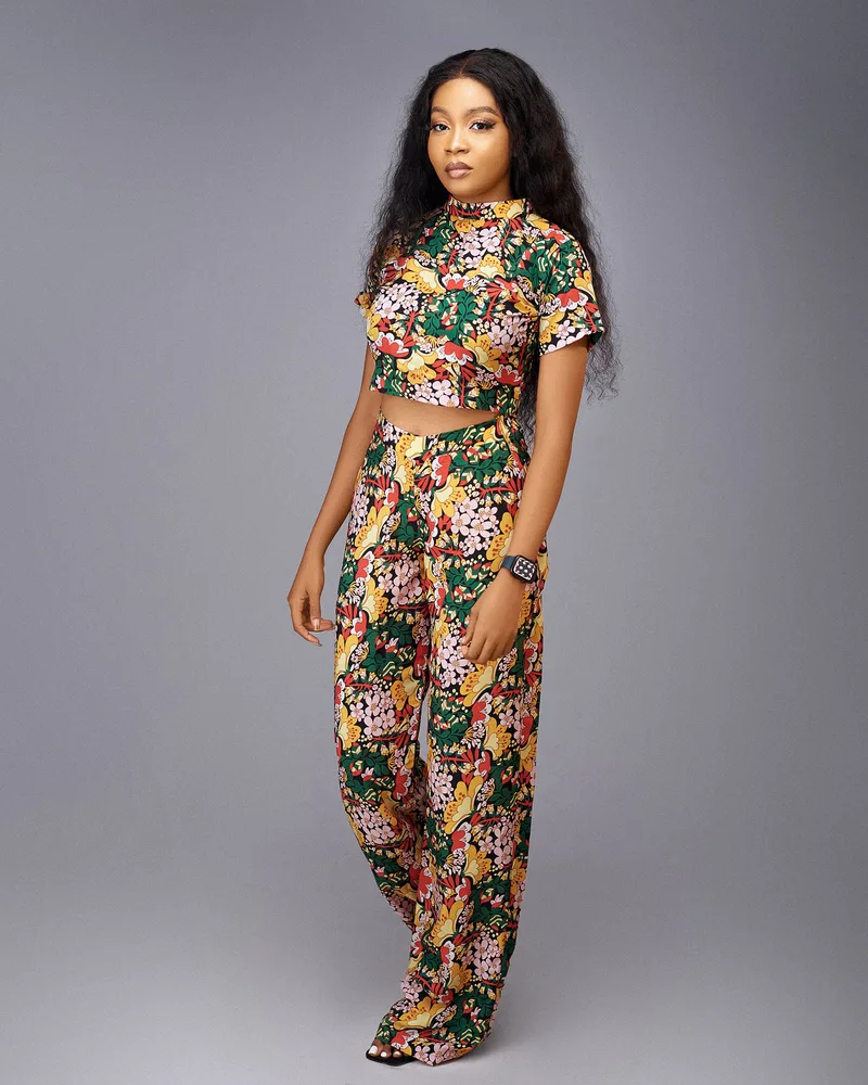 SUMMER FLORAL TWO PIECE SET