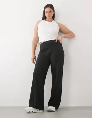 4505 Curve Icon soft touch wide leg dance pants with seam detailing in black