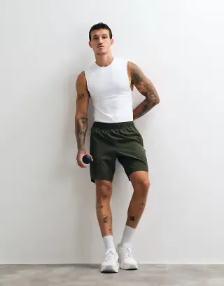 4505 Icon 7 inch quick dry training shorts with zip pockets in khaki green