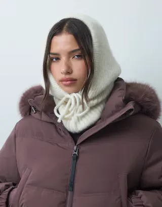 4505 Ski knitted hood with in buttermilk