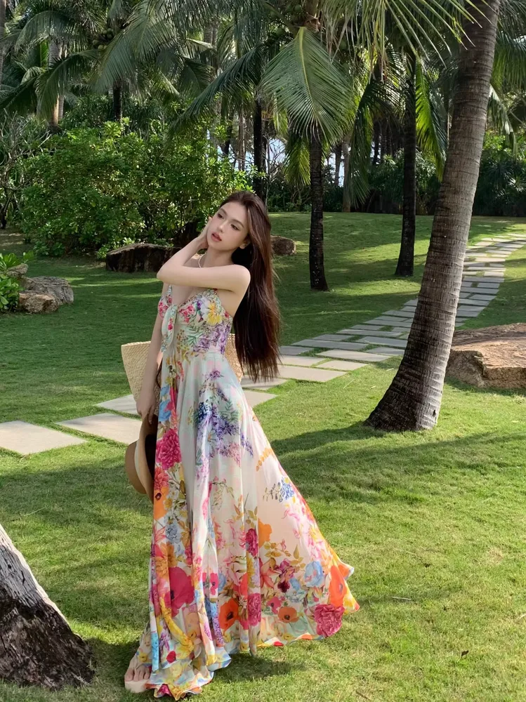 2026 New Fashion Neck Halter Floral Dress Waist Retro Style Split Hip Fishtail Skirt