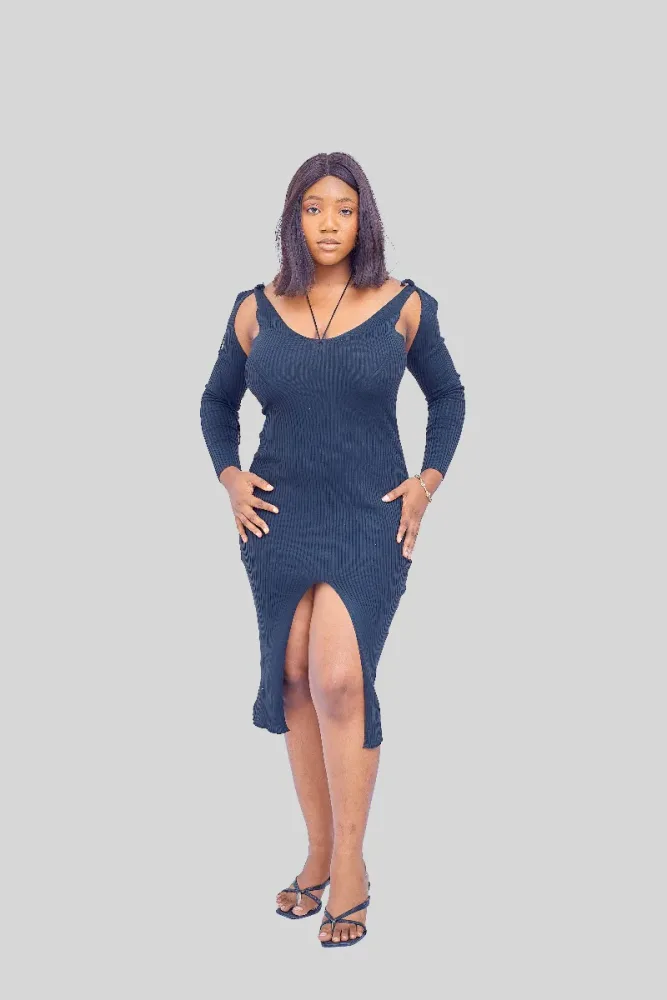 RIBBED JOINT SLEEVE SLIT DRESS