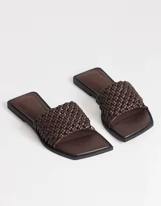 Topshop Eve woven flat sandals in chocolate