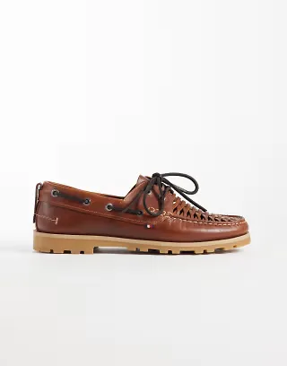 Tommy Hilfiger premium leather boat shoes in tan
