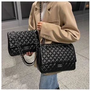 Cross-Border New Fashion Texture Small For Women, Ins Niche Trend, This Year's Popular Quilted Chain Shoulder Crossbody