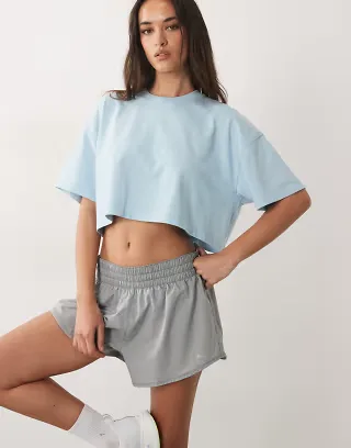 4505 Icon heavyweight cotton cropped T-shirt with quick dry finish in washed baby blue