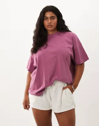 4505 Curve Icon heavyweight cotton oversized T-shirt with quick dry finish in berry