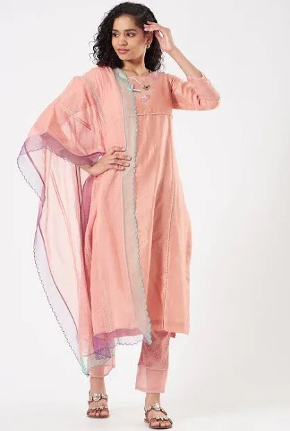 Pooja Singhal Embroidered Kurta Set